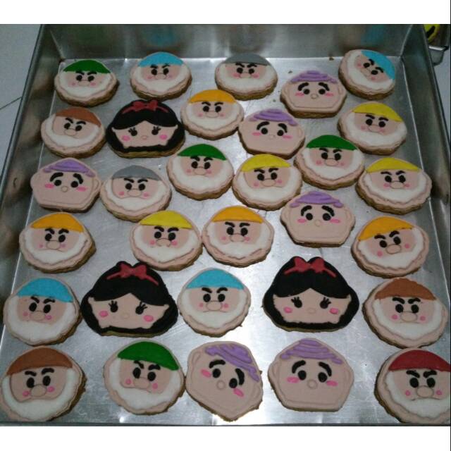 

Snow white+kurcaci cookies
