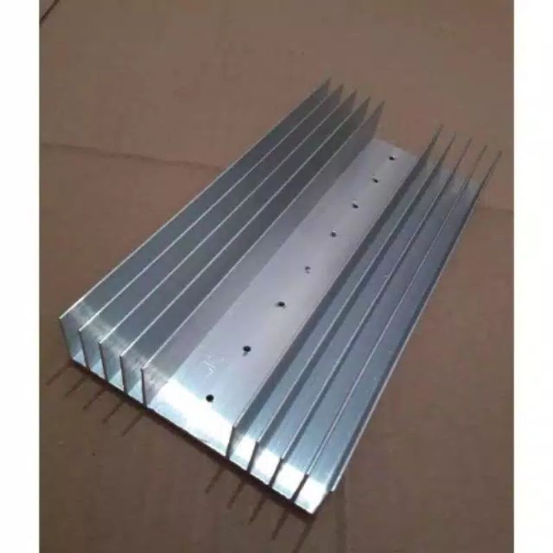Heatsink pendingin 5sirip 20cm 4 transistor sanken