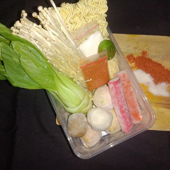 

SUKI TOMYAM STEAMBOAT INSTAN KHAS TERMURAH