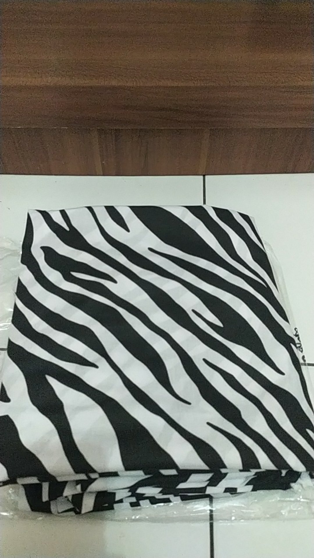 Sprei Motif Zebra Belang Katun Lokal Star Uk King Queen & Single