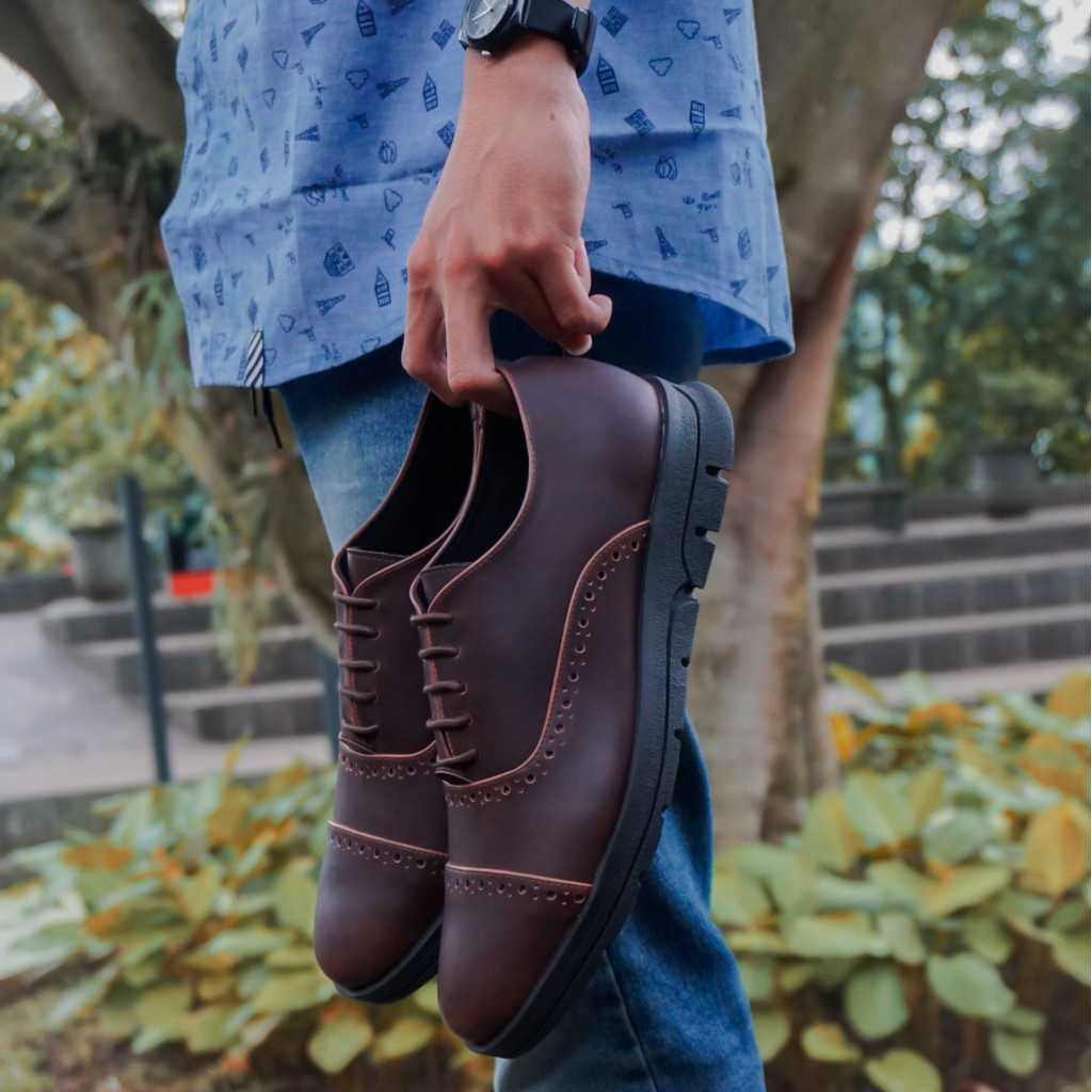 Tomford Brown | Sepatu Kulit Formal Classy Captoe Simple Kerja Pria Cowok Oxford | FORIND x Barnum