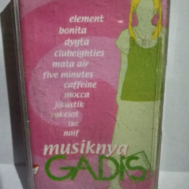 Kaset pita jadul MUSIKNYA GADIS