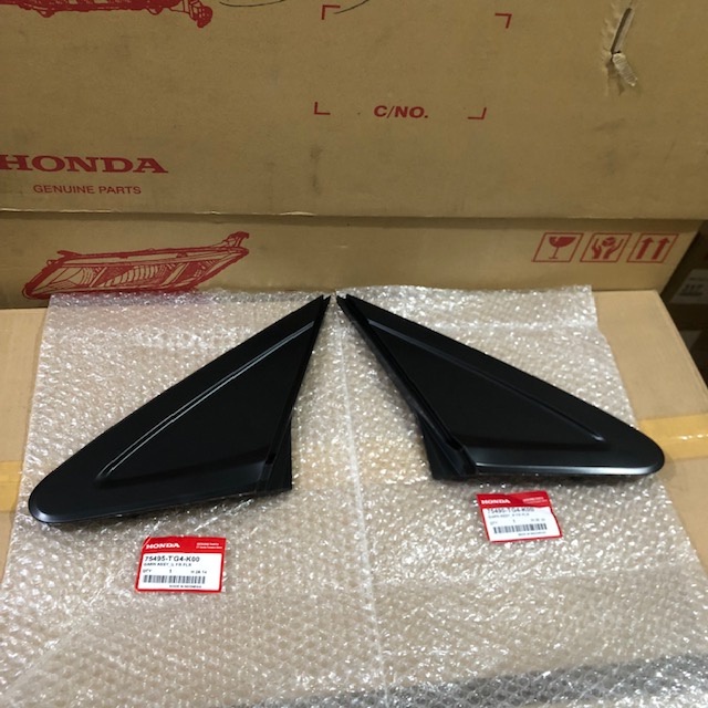 Cover Segitiga Spion Mobilio 2015-2020 Genuine