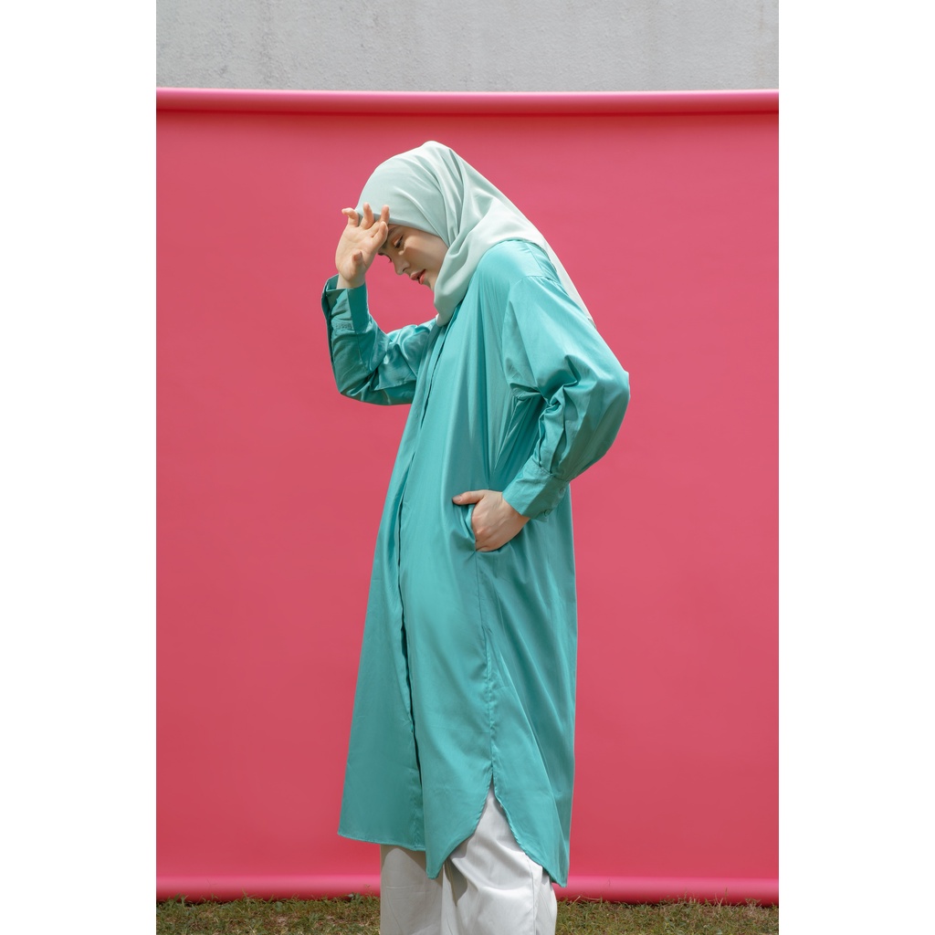 Cottoncut Gwen Long Shirt Kemeja Tunik