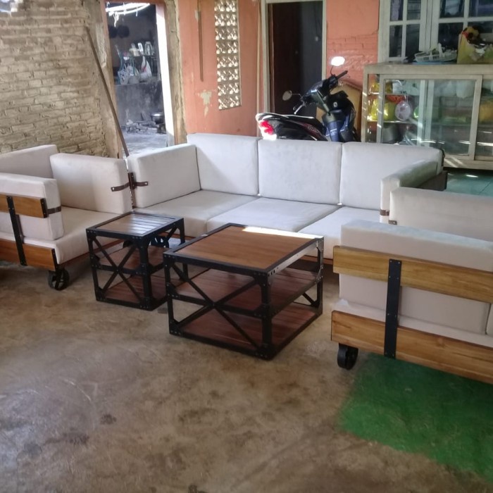 Satu Set Sofa Rustic Sofa Industrial Sofa Roda