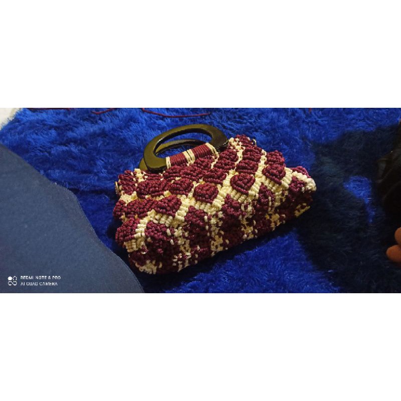 Tas Wanita Trendy Bahan Tali Kur yang Cantik