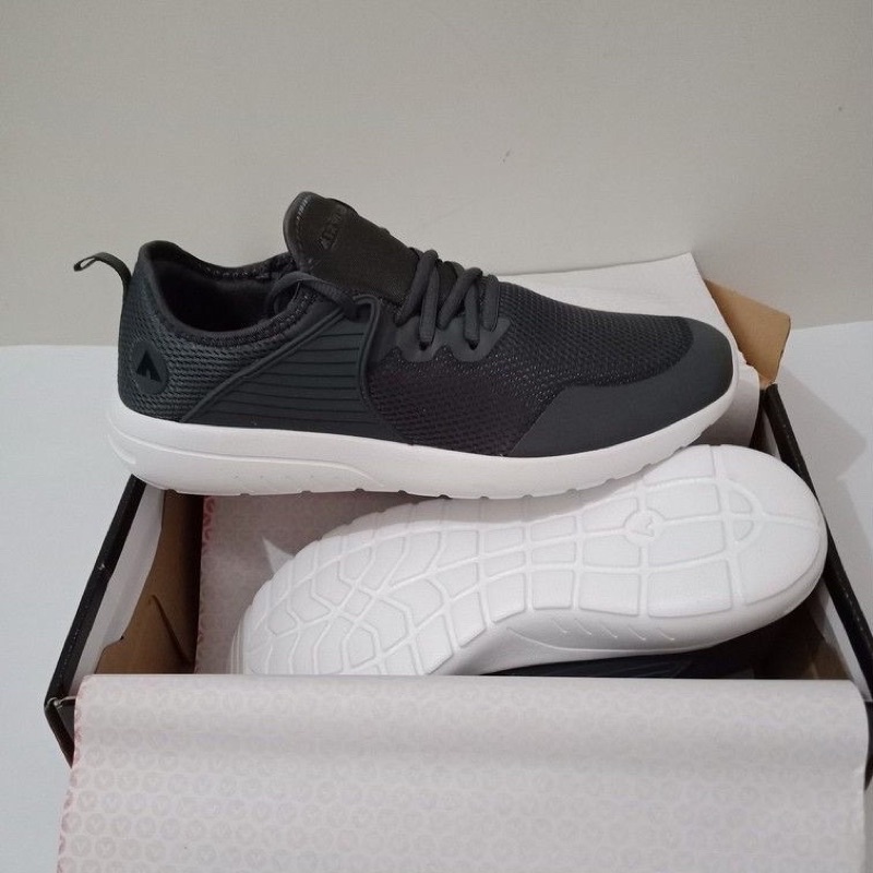 DISKON 50% ORIGINAL STORE SEPATU RUNNING PRIA AIRWALK JESSE GREY SIZE 41