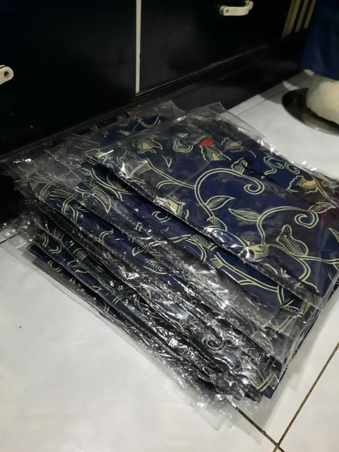 Kemeja Batik Anak Slimfit Warna Navy Batikbule