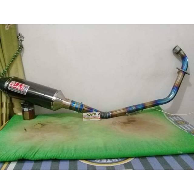 KNALPOT YOSHIMURA CARBON LEHER BLUEMOON CB 150R FACELIFT 2017