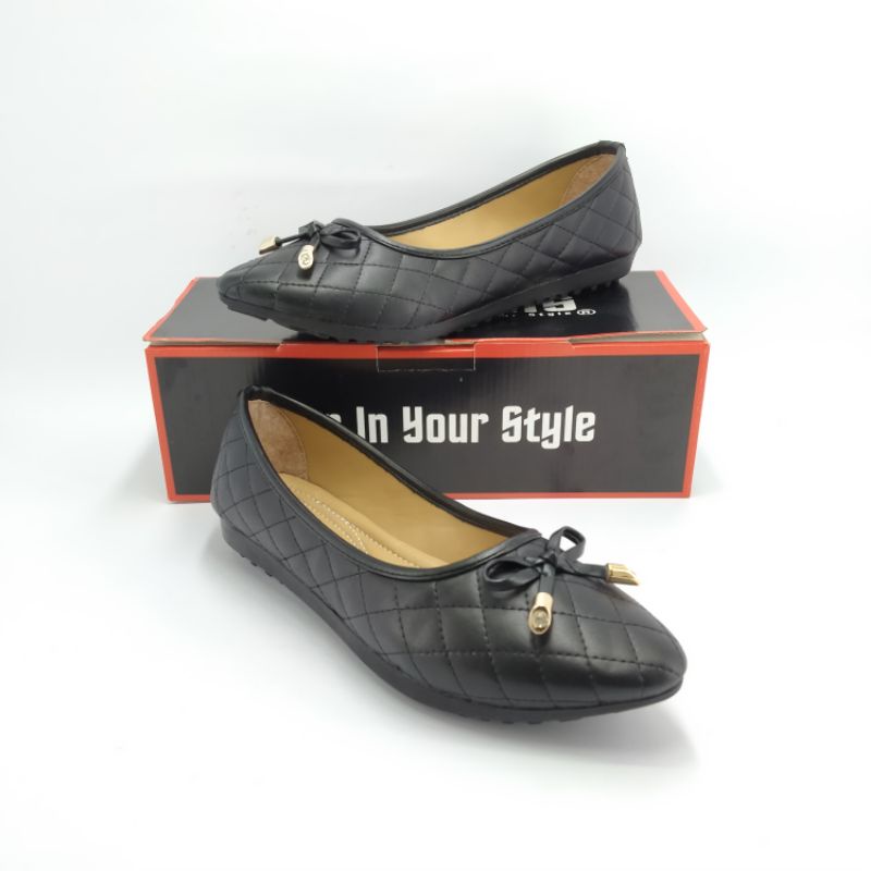 Sepatu Channel Wanita Flat Shoes Andis An47 Kulit Sintetis