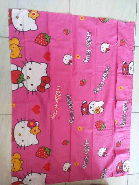 Gorden Kolong Dapur / Hordeng Poni Karakter Keropi Doraemon Hello Kitty LV Bunga Shabby Murah