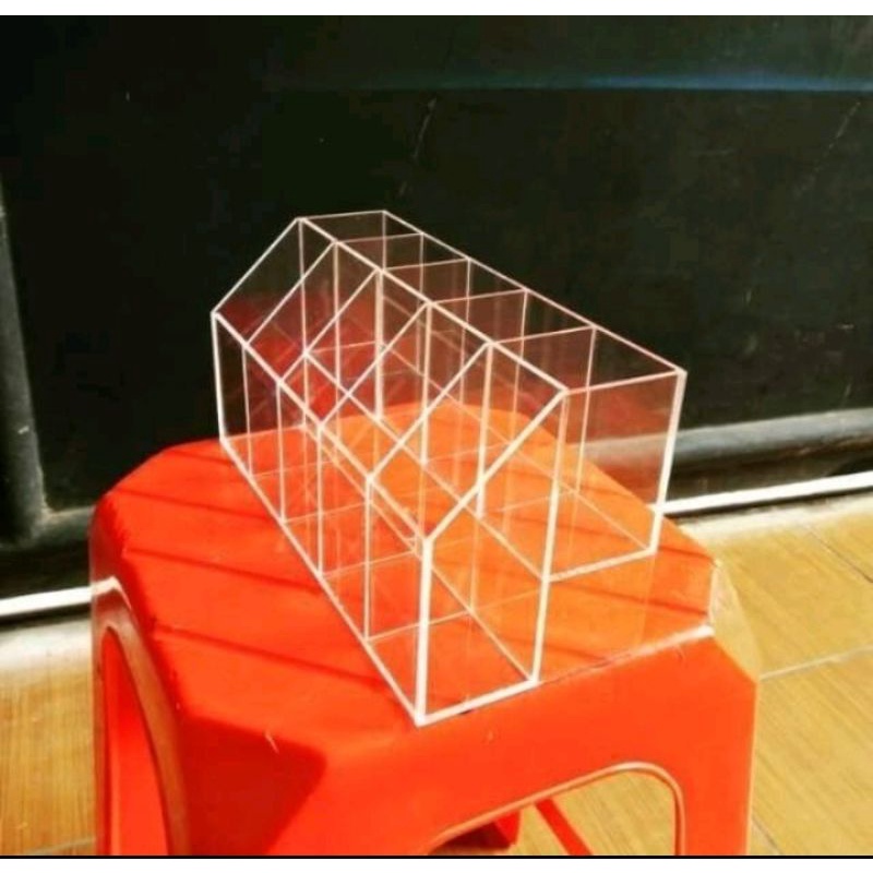 

akrilik tempat pulpen