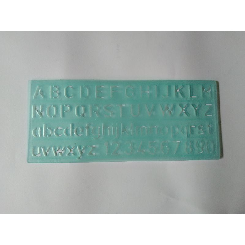 

Penggaris Huruf Angka Butterfly