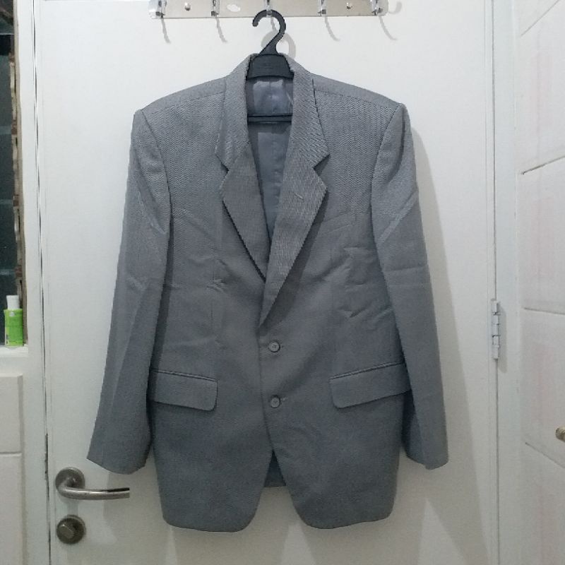 Jas & Celana Pria Abu-Abu Muda (1 set) - preloved