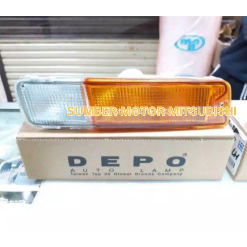 Lampu Sen Bumper Bemper Depan Mitsubishi L200 Strada Triton