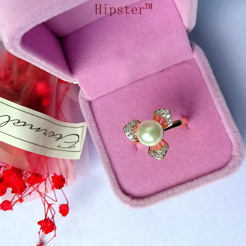 Popular Creative Design Personalized Inlaid Full Diamond Leaf Pearl Ring