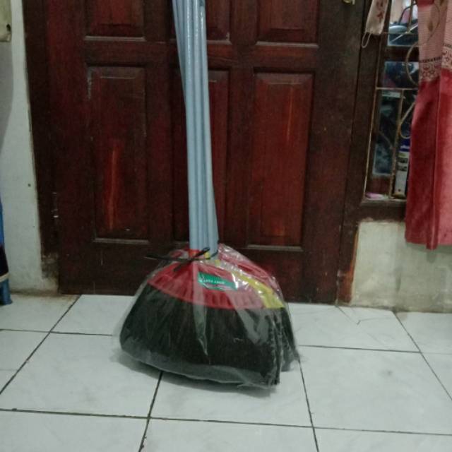 Sapu ijuk Karya Aren