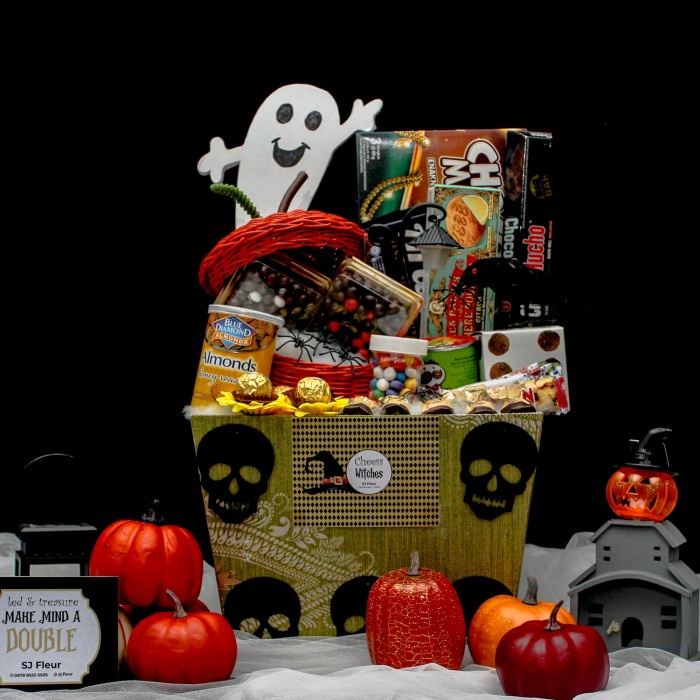 

dekorasi hiasan meja hampers halloween party decoration 12