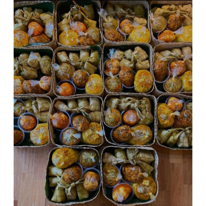 

PAKET KETUPAT LEBARAN/KETUPAT LEBARAN/PAKET LEBARAN/HAMPERS LEBARAN