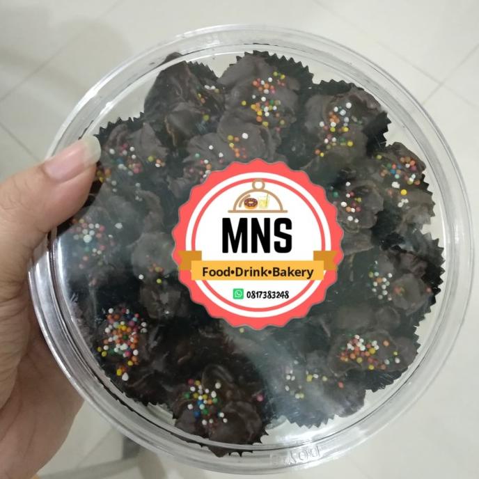 :=:=:=:=] Box besar cornflakes coklat | coklat valentine | kue imlek