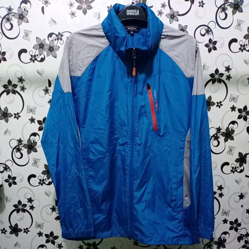 Jaket Running Pria Kolon Activ Size XL