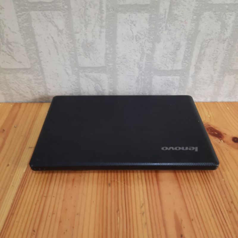 Notebook Lenovo 20424 Celeron-N2830 OS. WINDOWS Full aplikasi siap pakai slim ringan enteng