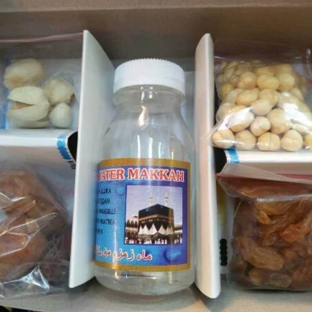 

Paket kurma oleh-oleh haji/umroh