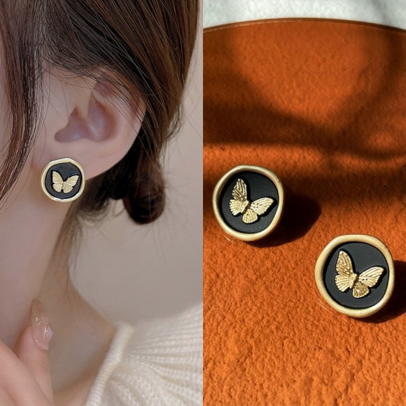 Anting Stud Desain Bunga Tulip Aksen Mutiara Untuk Wanita