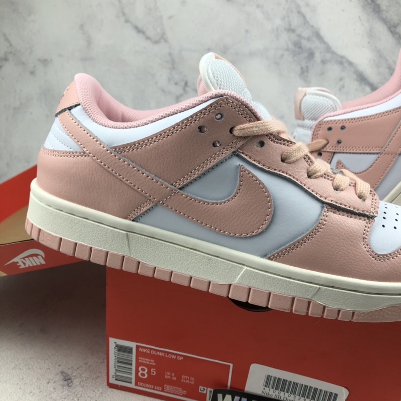 nike dunk pink white