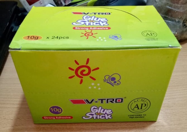 

Glue Stick Kuning Merk VTRO-Lem Stick Kertas Yellow 24Pcs