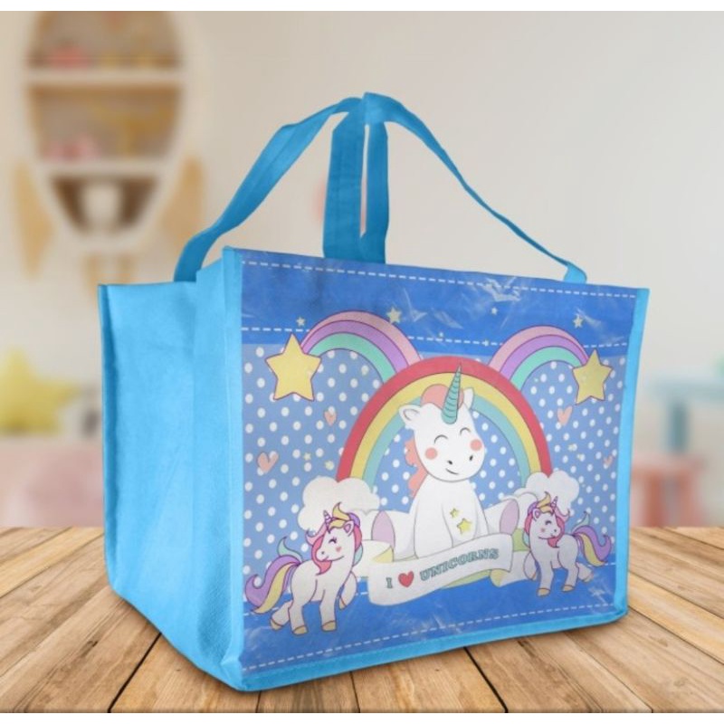 

Tas souvenir ulang tahun unicorn biru MUAT BENTO READY