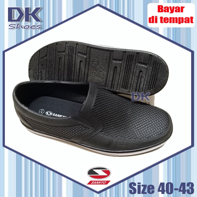 Nikko 8136 Tawon / Sankyo by ATT 1146 - Sepatu 38-43 Karet Hitam Pria Murah / Sepatu Hitam Laki / Sepatu Waterproff