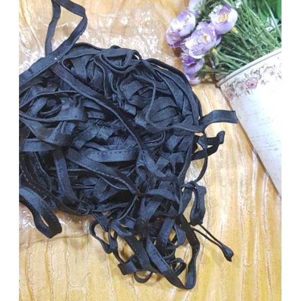

Hot Deal Bisban isi panjang 70 yard (warna A) ,,,,,