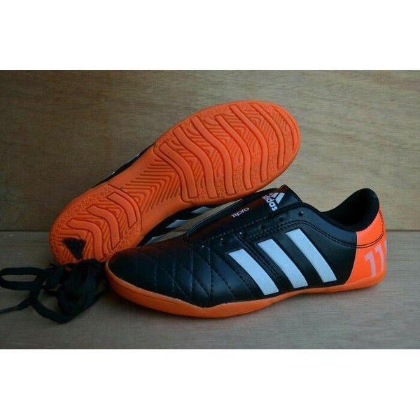 SALE sepatu Adidas futsal sport football
