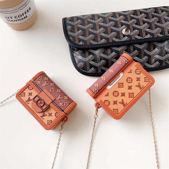 LV AIR PODS CASE Readystock! Gen 1 / 2 / Pro