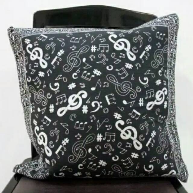 #FLASHSALE (Kode M) CUSHION COVER - Batik Cushion Cover G Clef - Sarung Bantal Sofa motif MUSIK