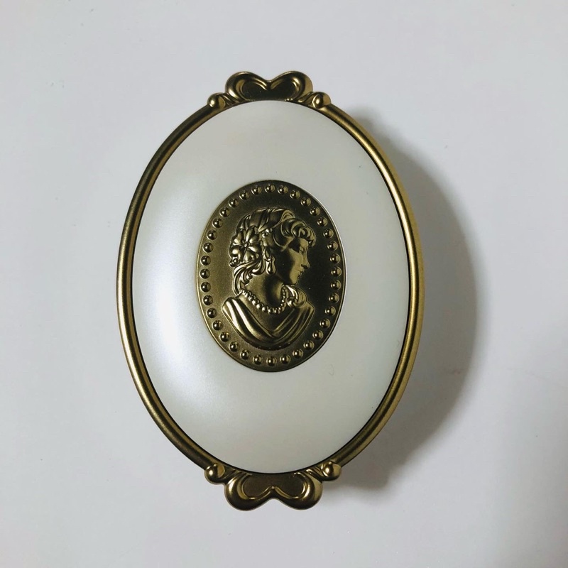 Preloved 95% laduree makes me blush pressed cheek color 07 fuchsia pink