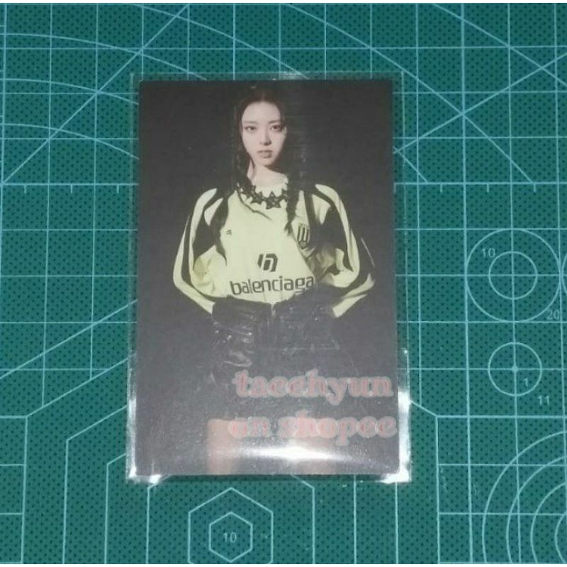 [READ DESC] Photocard PC Yuna Guess Who Hidden Card HC Itzy Official