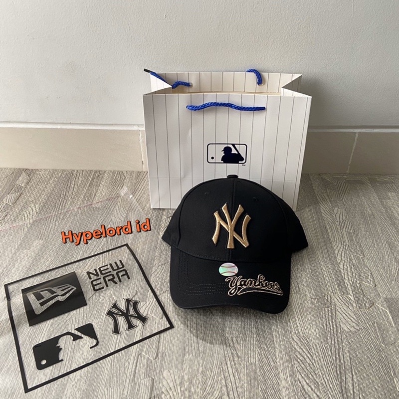 Topi Ny Newyork Cap Black logo Gold Yankess Font