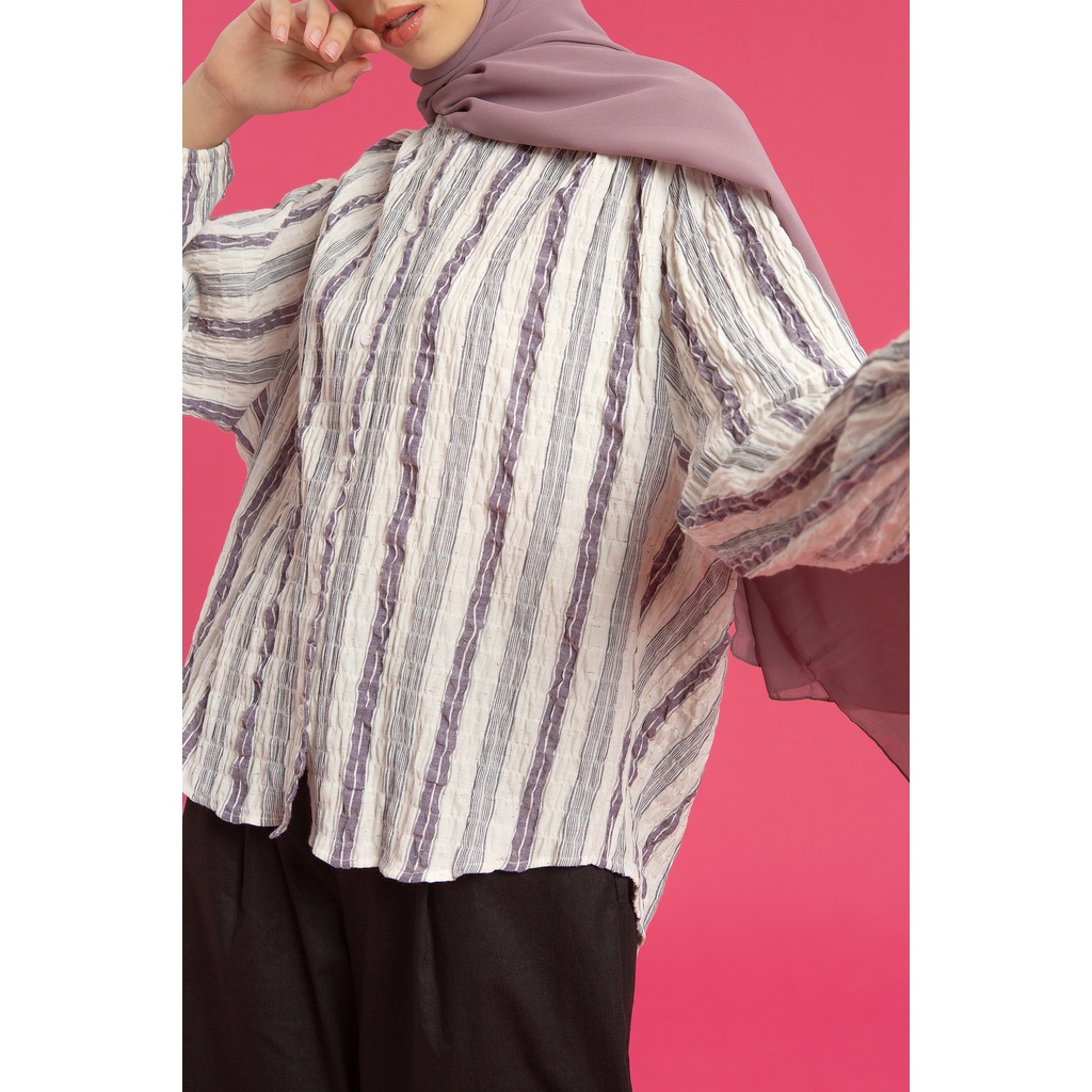 Cottoncut Loco Shirt Kemeja Wanita Shirt Crinkle