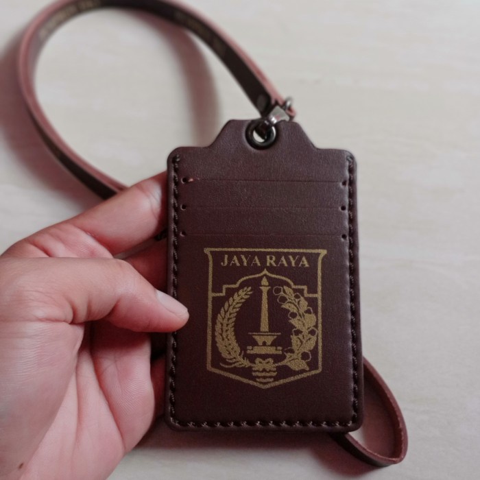 

Spesial Tali Gantungan Name Tag Id Card Logo Pemprov Dki Coklat Murah