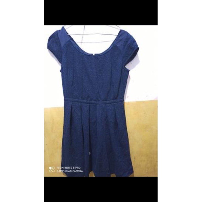 Preloved dress brokat