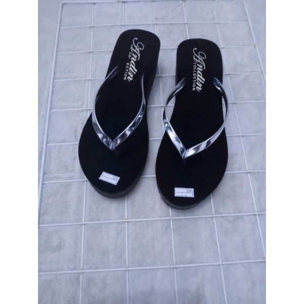 Sandal Wedges Manohara Andin
