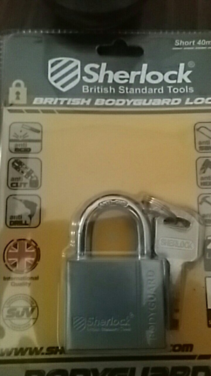 Gembok Anti Cairan Setan Anticut 40mm Pendek Sherlock