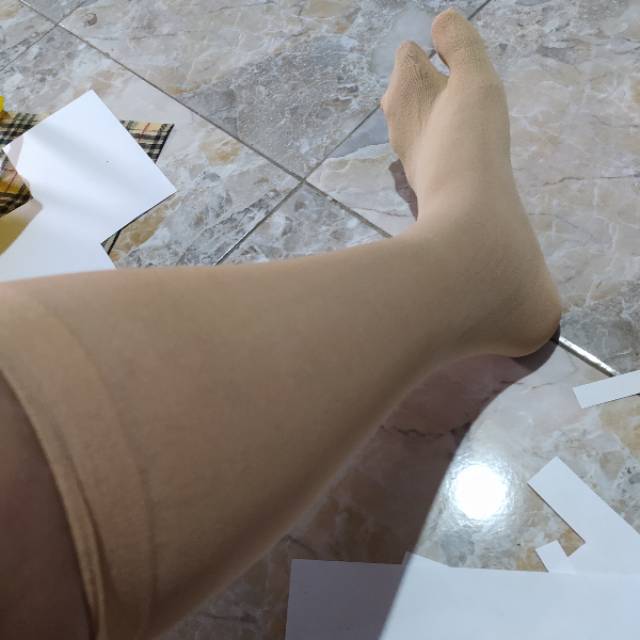 Kaos Kaki Jempol Polos bahan Stoking