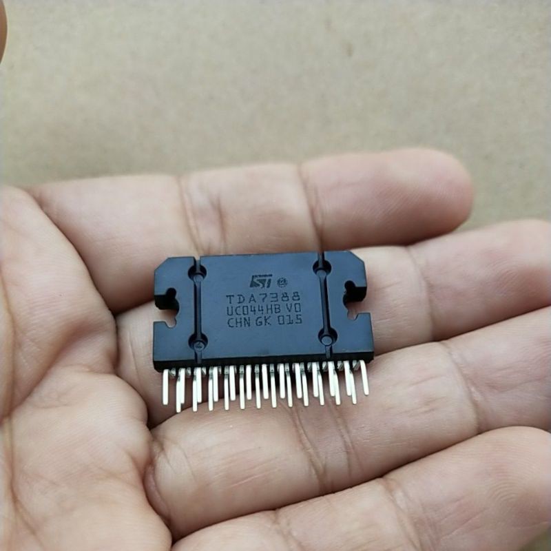 TDA7388 IC TDA 7388 BAGUS