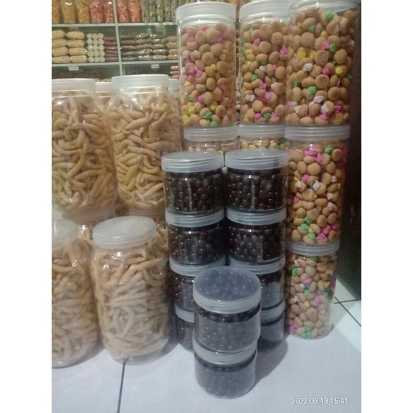 

Paket Biskuit coklat kemasan toples