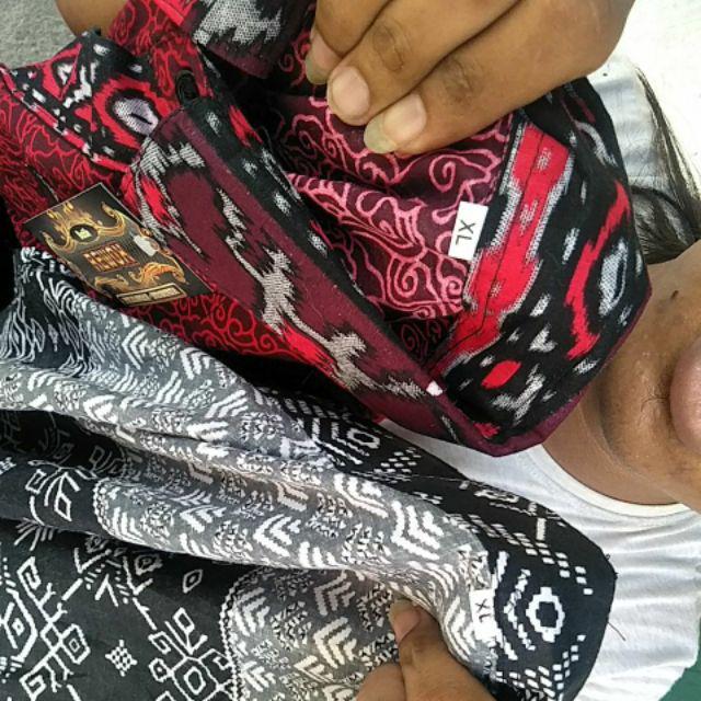 Kemejabatikpria/batikpria/batikcowok/bajubatik/pakaianbatik/batikpekalongan/batik Oval Litle