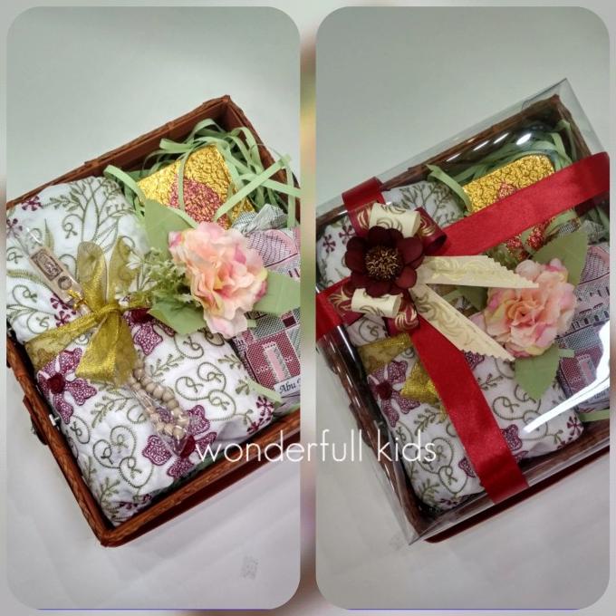 

kado sajadah/kado pengajian unik/hampers lebaran /hadiah syukuran