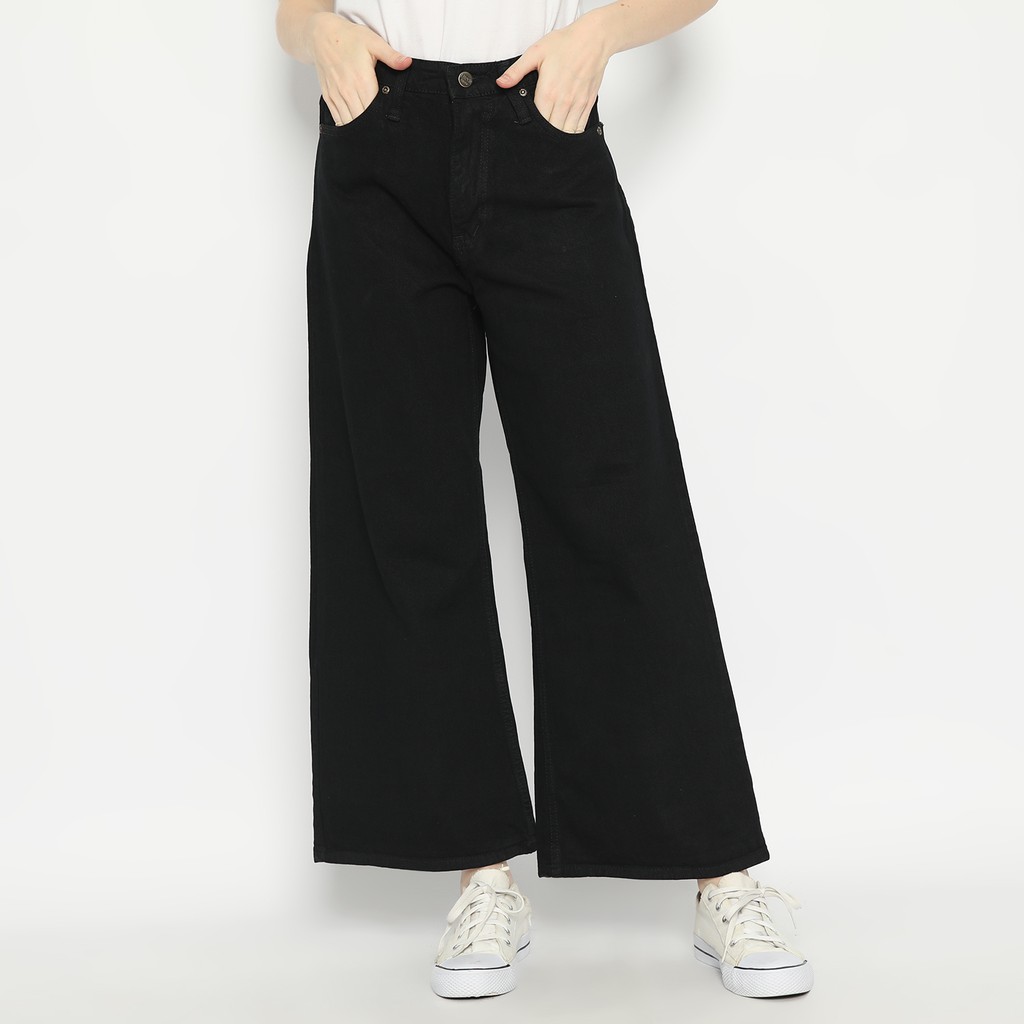 Esrocte Celana Kulot High Waist Jeans Wanita P02 Hitam Esrocte Celana Kulot High Waist Jeans Wanita P02 Hitam